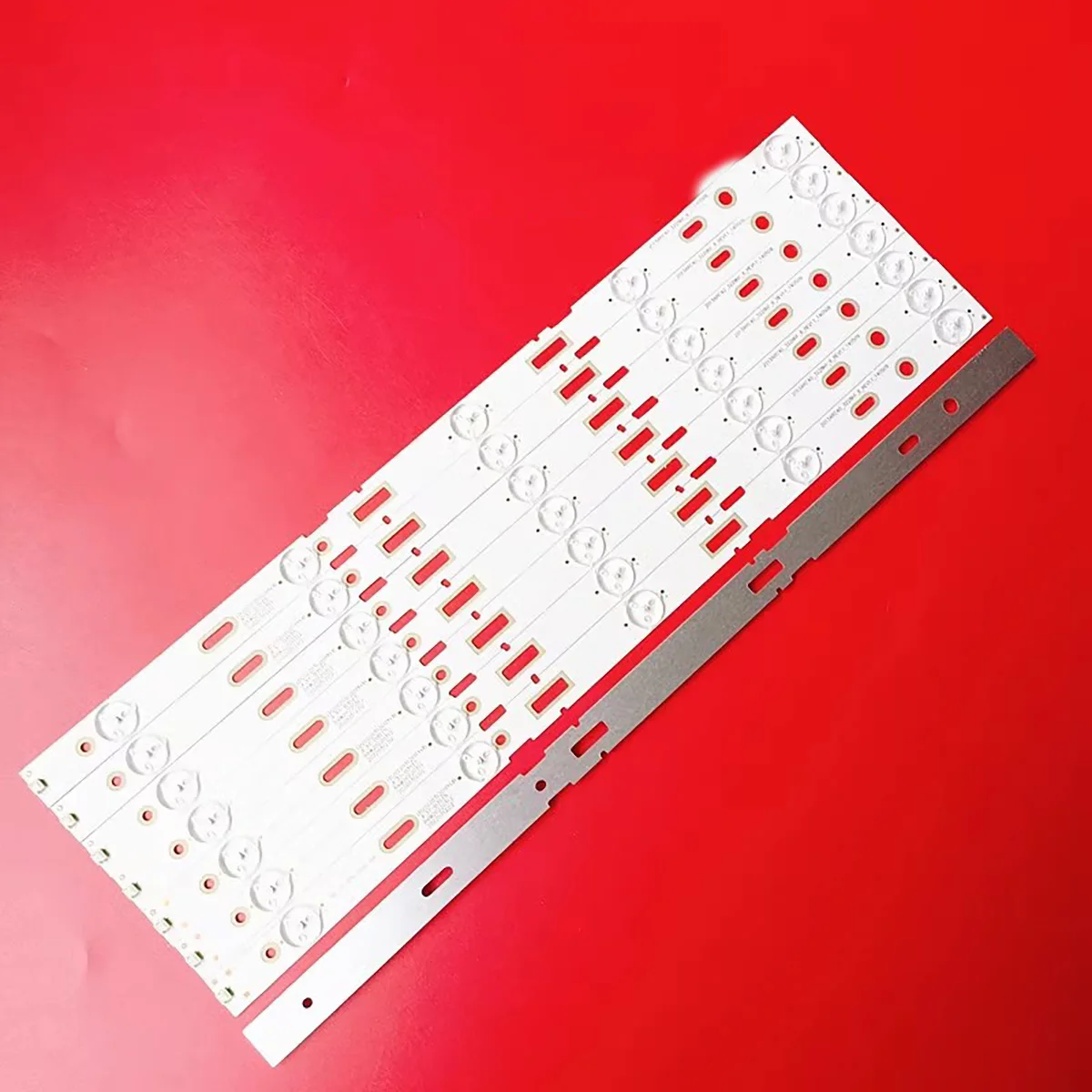 8pcs LED strip for GRUNDIG 40 VLE565 BG 40 VLE 4520 40VLE6520BL SAMSUNG_2013ARC40_3228N1 40-LB-M520 40VLE4421BF 40 VLE 4421 BF
8pcs LED strip for GRUNDIG 40 VLE565 BG 40 VLE 4520 40VLE6520BL SAMSUNG_2013ARC40_3228N1 40-LB-M520 40VLE4421BF 40 VLE 4421 BF