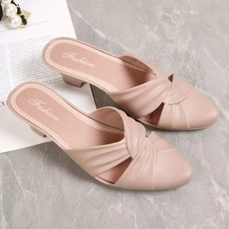 Women Baotou Hollow Out Half Slippers Summer New Waterproof Non Slip Soft Sole Block Heel Fashionable Outdoor Slippers Sandals
Women Baotou Hollow Out Half Slippers Summer New Waterproof Non Slip Soft Sole Block Heel Fashionable Outdoor Slippers Sandals