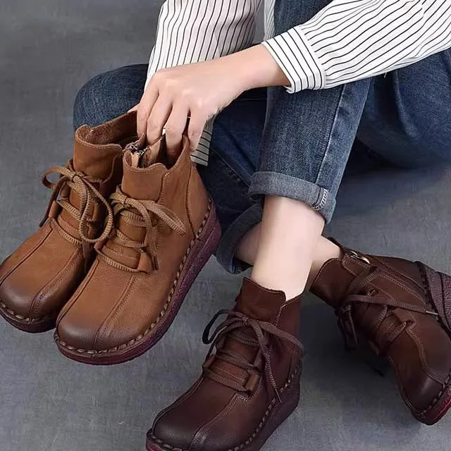 Retro Fleece Lined Short Boots Thick Bottom mid Heel Warm Cotton Mom Shoes Fashionable Vintage Leather Footwear for Women
Retro Fleece Lined Short Boots Thick Bottom mid Heel Warm Cotton Mom Shoes Fashionable Vintage Leather Footwear for Women