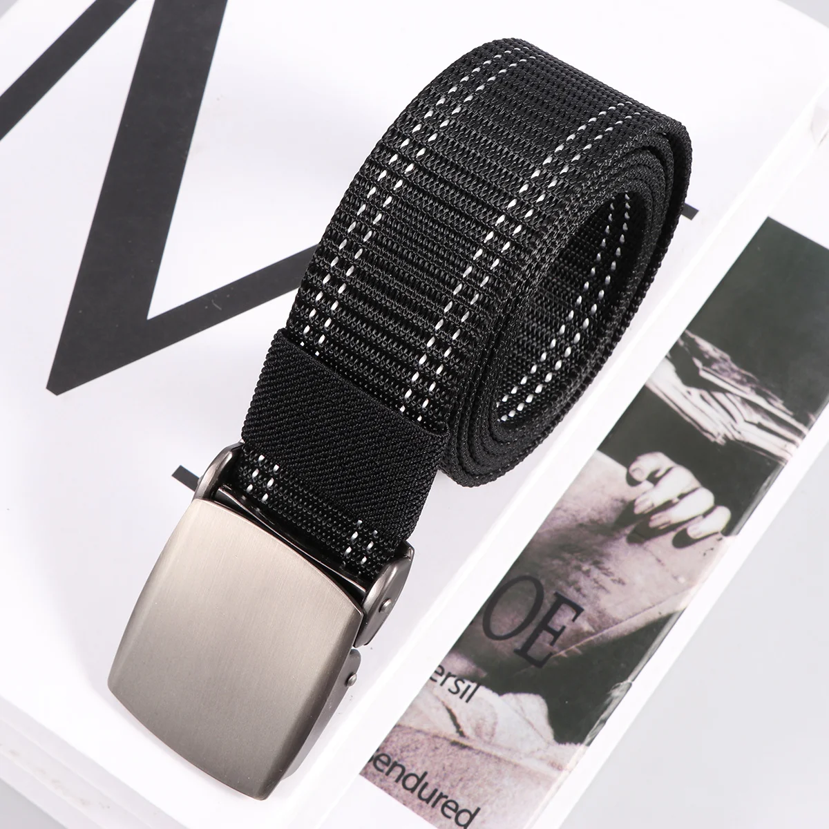 1pc Military Canvas Belt Lightweight Adjustable Plastic Buckle Outdoor Training Field Belt For Men Casual Wear Dark Blue
1pc Military Canvas Belt Lightweight Adjustable Plastic Buckle Outdoor Training Field Belt For Men Casual Wear Dark Blue