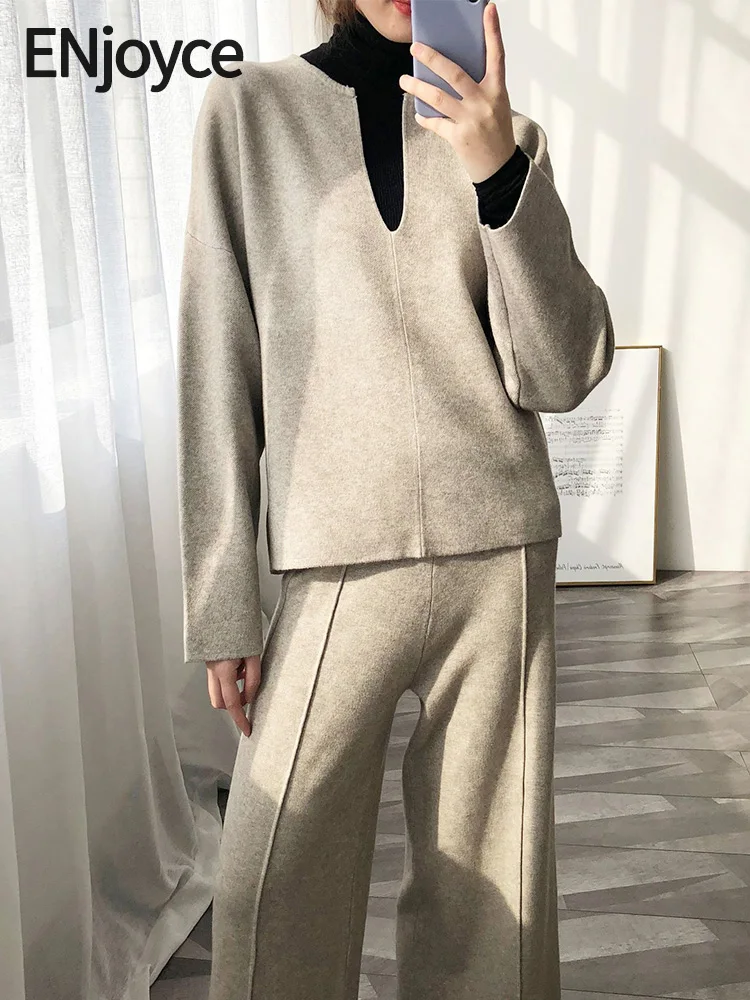 ENjoyce Spring Fall Women Vintage V-neck Sweater Korean Fashion Knit Pullovers Top Casual New in Knitwears Jackets
ENjoyce Spring Fall Women Vintage V-neck Sweater Korean Fashion Knit Pullovers Top Casual New in Knitwears Jackets