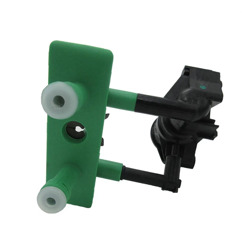 1133522 Clutch Master Cylinder For Ford Focus Hatchback 1998-2004 Focus Saloon 1999-2005 511017610 1746859 1125339
1133522 Clutch Master Cylinder For Ford Focus Hatchback 1998-2004 Focus Saloon 1999-2005 511017610 1746859 1125339