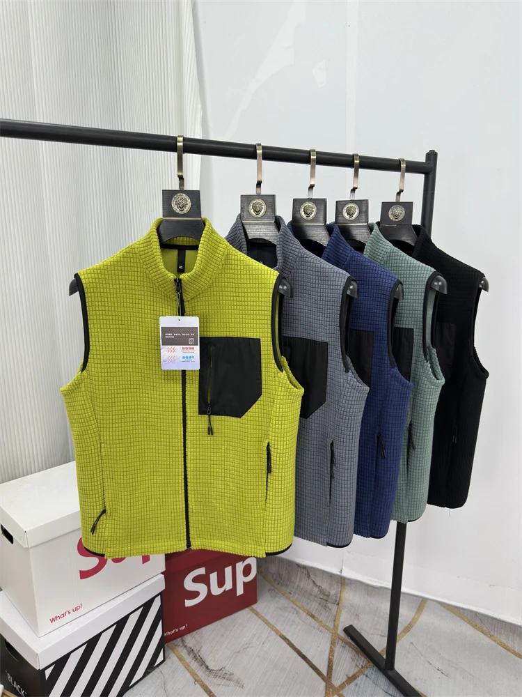 Мужской теплый флисовый жилет для активного отдыха, велоспорта и альпинизма, с терморегуляцией и воротником-стойкой
Мужской теплый флисовый жилет для активного отдыха, велоспорта и альпинизма, с терморегуляцией и воротником-стойкой