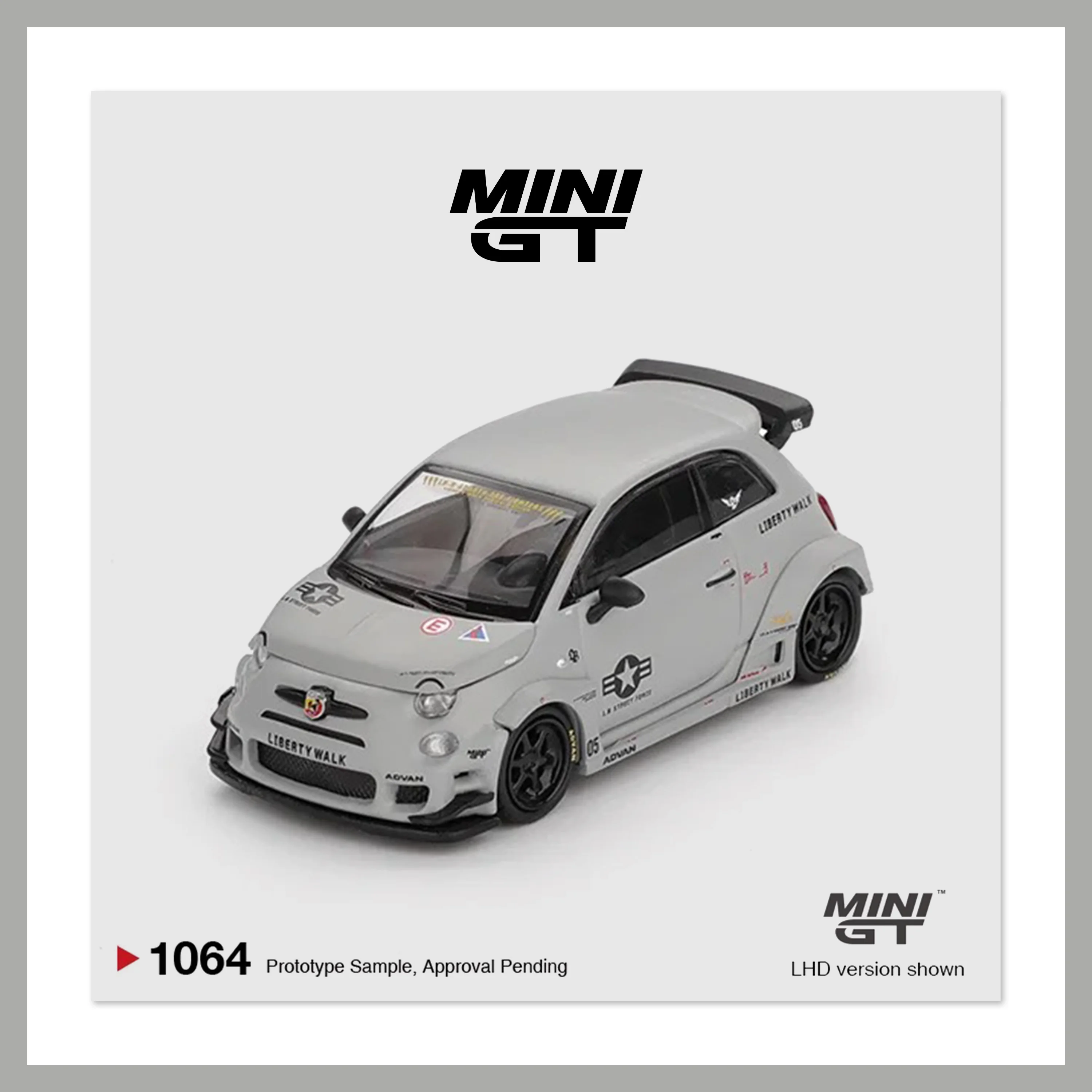 MINIGT 1:64 LBWK Abarth 595 LB WORKS Abas Works Fighters Литая под давлением модель автомобиля Коллекция игрушек 1064
MINIGT 1:64 LBWK Abarth 595 LB WORKS Abas Works Fighters Литая под давлением модель автомобиля Коллекция игрушек 1064