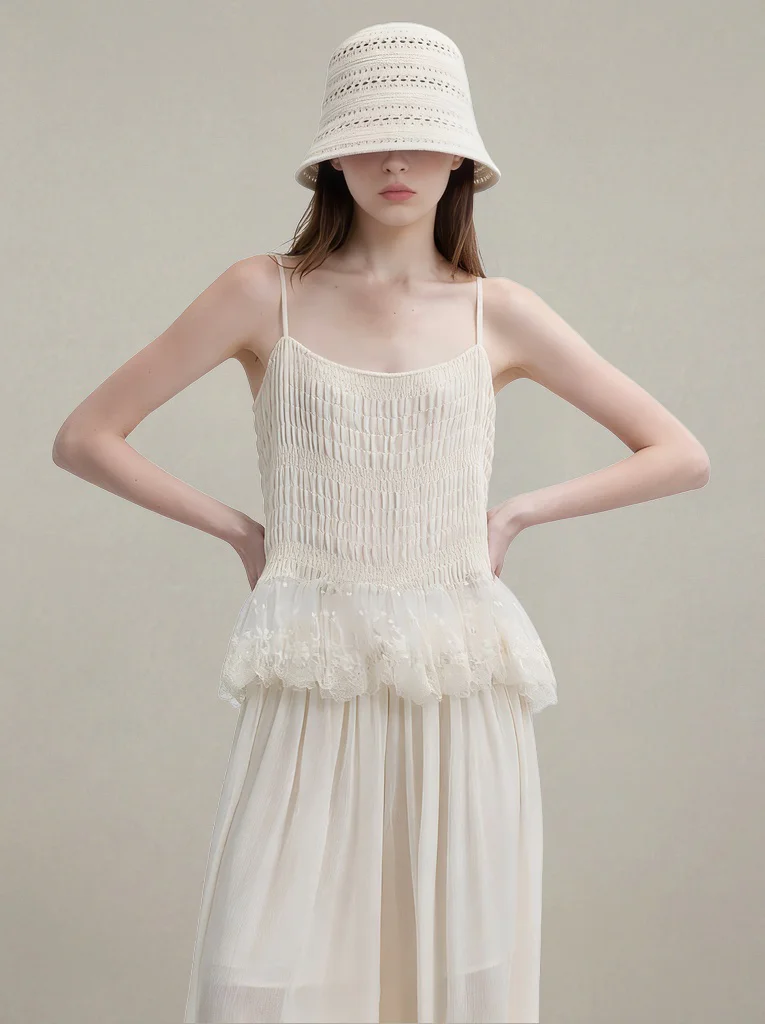 Lace Patchwork Halter Lantern Pants Set Women's Pure Loose Sensation Two-Piece Set Initial Summer Absolutely Beautiful Set
Lace Patchwork Halter Lantern Pants Set Women's Pure Loose Sensation Two-Piece Set Initial Summer Absolutely Beautiful Set