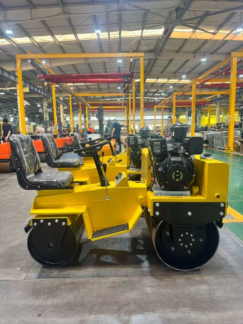 Customized Ride-on Vibratory Asphalt Road Roller with Engine Rubber Tire 8 ton Construction Compactor for Concrete Road
Customized Ride-on Vibratory Asphalt Road Roller with Engine Rubber Tire 8 ton Construction Compactor for Concrete Road