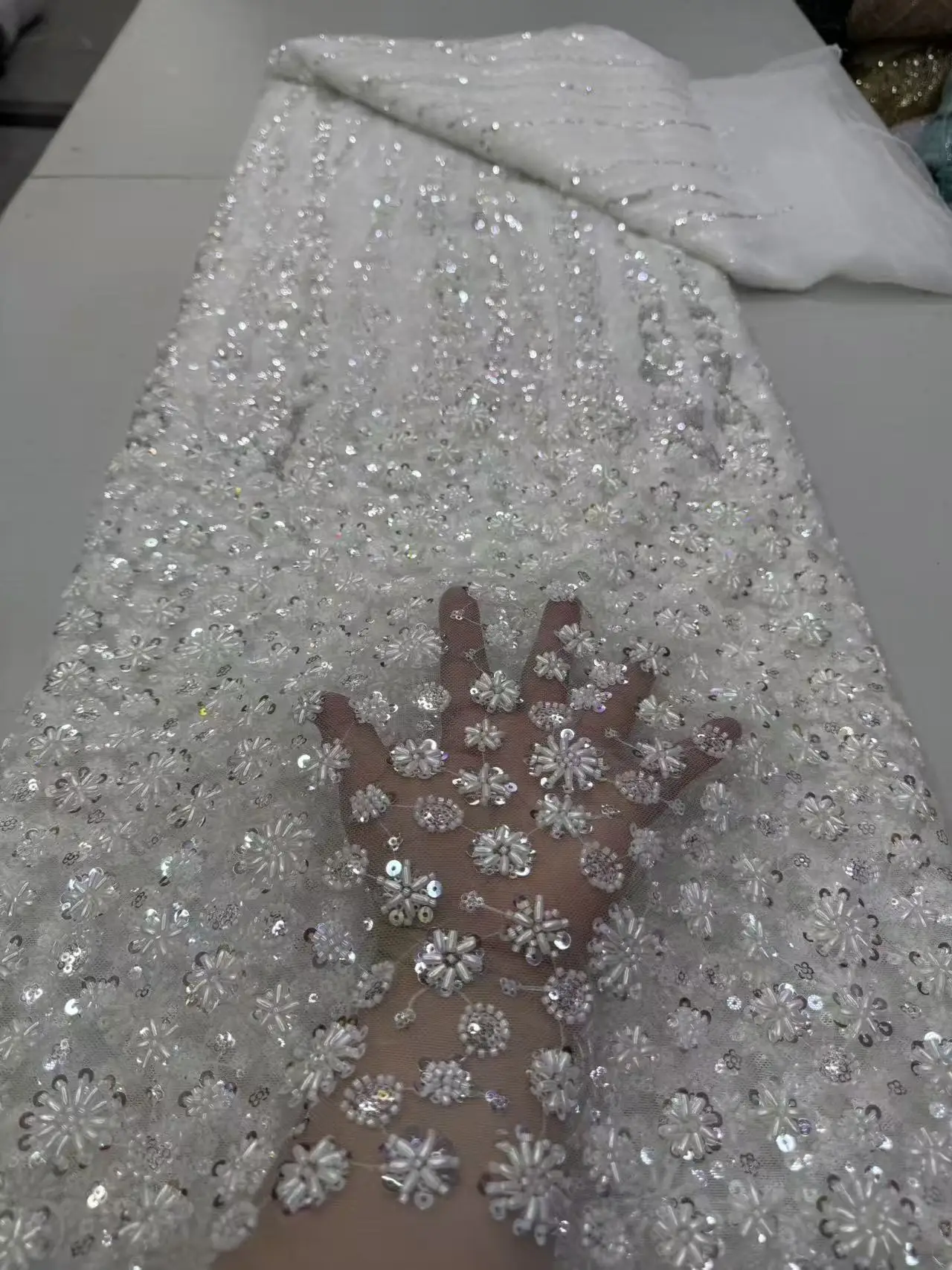 Luxury African Sequins Beaded Lace Fabric High-Quality Nigerian Wedding Bridal Embroidery French Tulle for Groom Dress Materials
Luxury African Sequins Beaded Lace Fabric High-Quality Nigerian Wedding Bridal Embroidery French Tulle for Groom Dress Materials