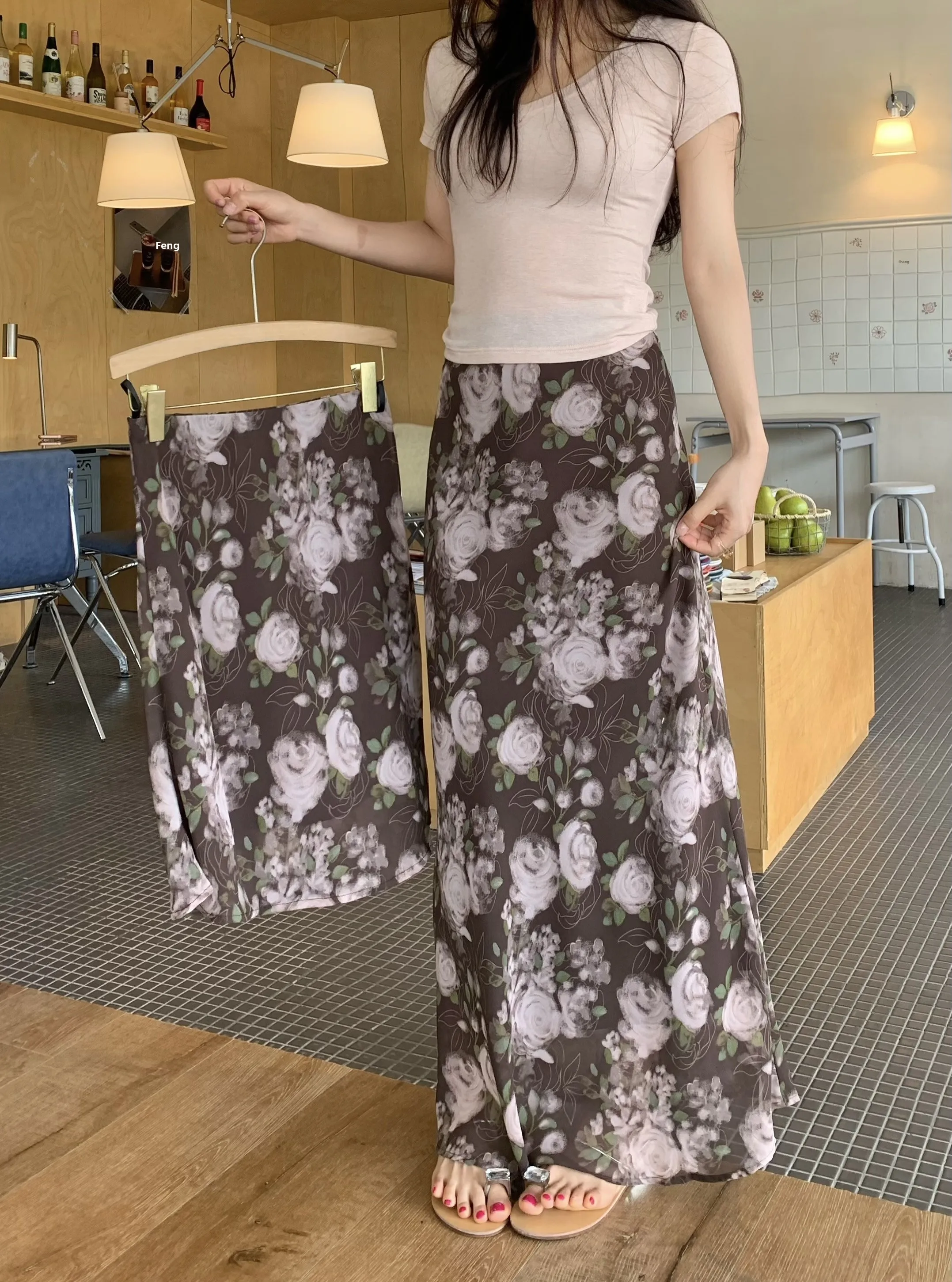 Elegant High Waist A-Line Midi Skirt Floral Print Versatile Women's Summer Slimming Skirt Girls' High Waist Skirt
Elegant High Waist A-Line Midi Skirt Floral Print Versatile Women's Summer Slimming Skirt Girls' High Waist Skirt