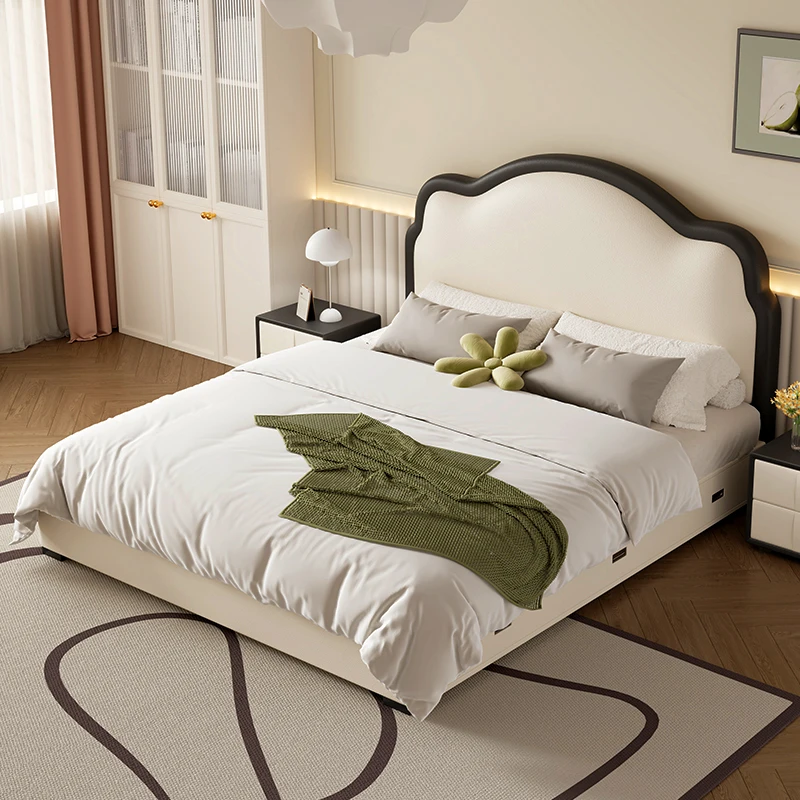 Christmas Minimalist Bed Wedding Design High Quality Light Luxury Create Designer Cream Bed Vintage Classic Muebles Furniture
Christmas Minimalist Bed Wedding Design High Quality Light Luxury Create Designer Cream Bed Vintage Classic Muebles Furniture