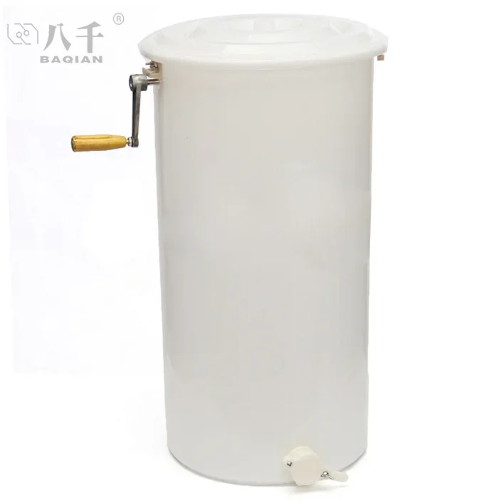 Beekeeping Equipment 2 Frames Plastic Honey Centrifuge Manual Honey Extractor
Beekeeping Equipment 2 Frames Plastic Honey Centrifuge Manual Honey Extractor