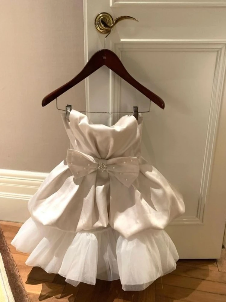 Elegant Bow Bubble Dress Women Strapless Puff Hem Tulle Skirt Slim Fit Party Outfit Sweet White Dress New Design Clothing 2025
Elegant Bow Bubble Dress Women Strapless Puff Hem Tulle Skirt Slim Fit Party Outfit Sweet White Dress New Design Clothing 2025