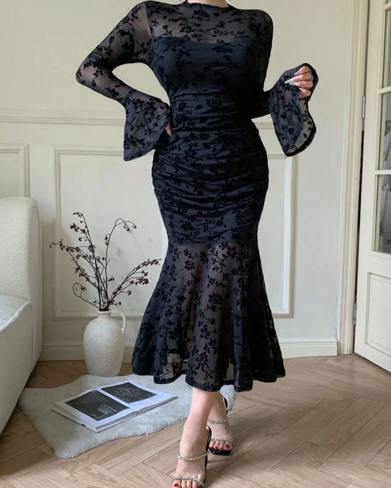 Customized Classic Mermaid O-Neck Appliques Evening Dresses Graceful Tulle Long Sleeves Pleats Vestido De Festa Vestido De Noche
Customized Classic Mermaid O-Neck Appliques Evening Dresses Graceful Tulle Long Sleeves Pleats Vestido De Festa Vestido De Noche