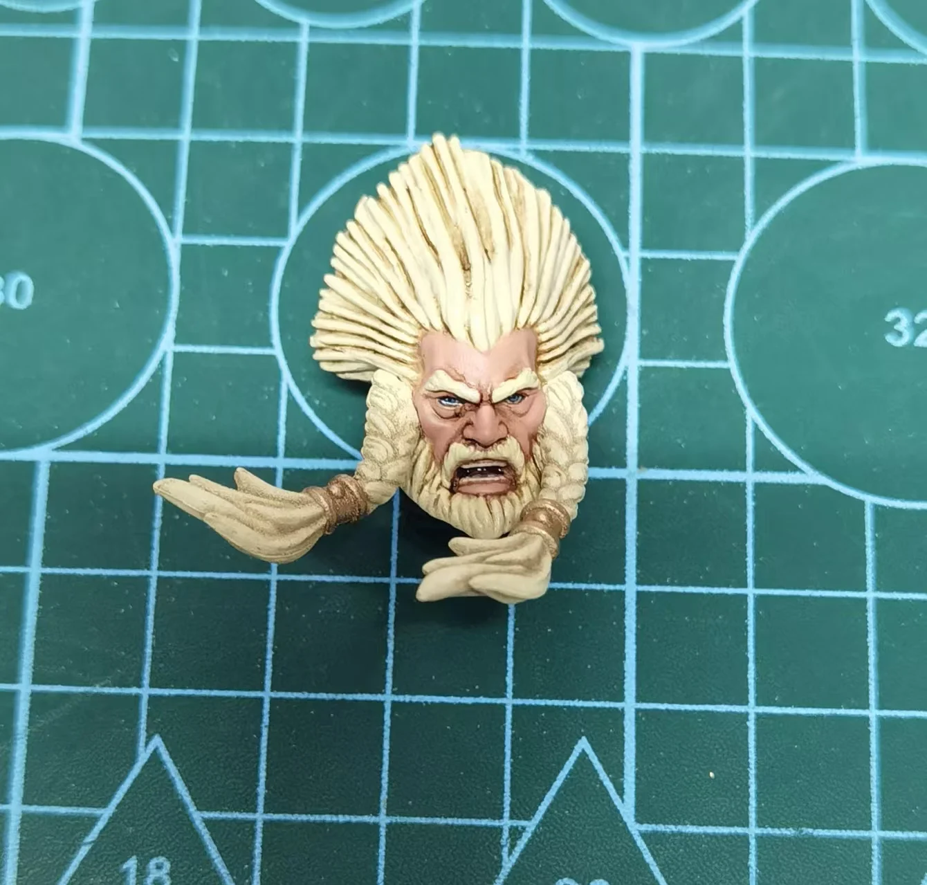 JOYTOY Warhammer The Horus Heresy 1/18 Space Wolves Geigor Fell-Hand Action Figure Model Toy
JOYTOY Warhammer The Horus Heresy 1/18 Space Wolves Geigor Fell-Hand Action Figure Model Toy