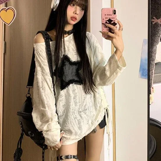 Autumn Grunge Hole T-shirt Fashion Star Print Star Y2k Aesthetic Loose Tees Kpop Fairycore Knitted Tshirt Harajuku Streetwear
Autumn Grunge Hole T-shirt Fashion Star Print Star Y2k Aesthetic Loose Tees Kpop Fairycore Knitted Tshirt Harajuku Streetwear