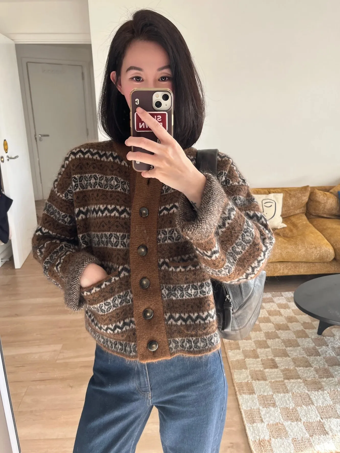 Retro Jacquard Women's Knitted Cardigan Autumn Winter Round Neck Long Sleeve Single Breasted Vintage Ladies Sweater
Retro Jacquard Women's Knitted Cardigan Autumn Winter Round Neck Long Sleeve Single Breasted Vintage Ladies Sweater