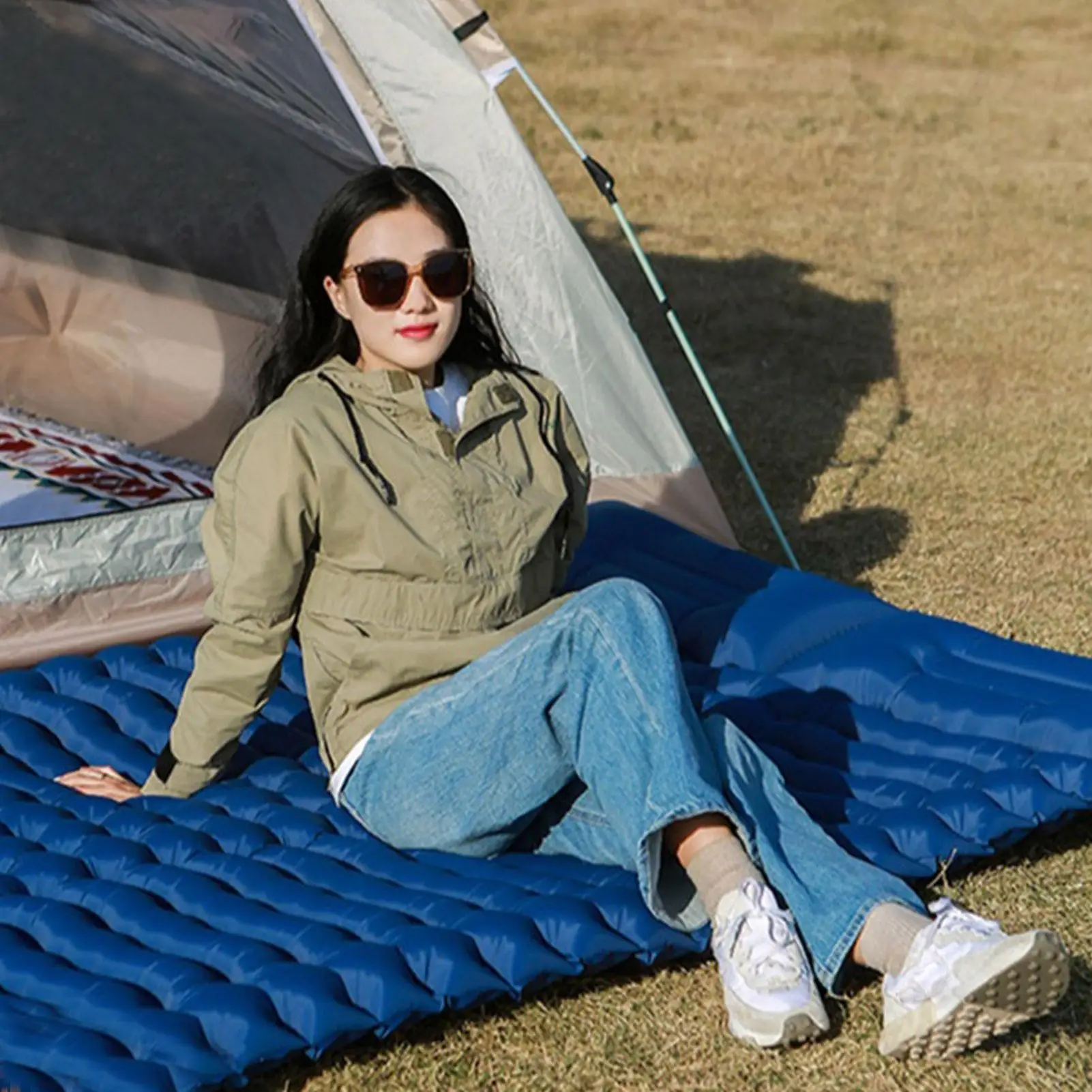 Camping Mattress Self Inflating Mattress Double Sleeping Pad Extra Thick Lightweight Sleep Mat With Built-in Foot Pump
Camping Mattress Self Inflating Mattress Double Sleeping Pad Extra Thick Lightweight Sleep Mat With Built-in Foot Pump