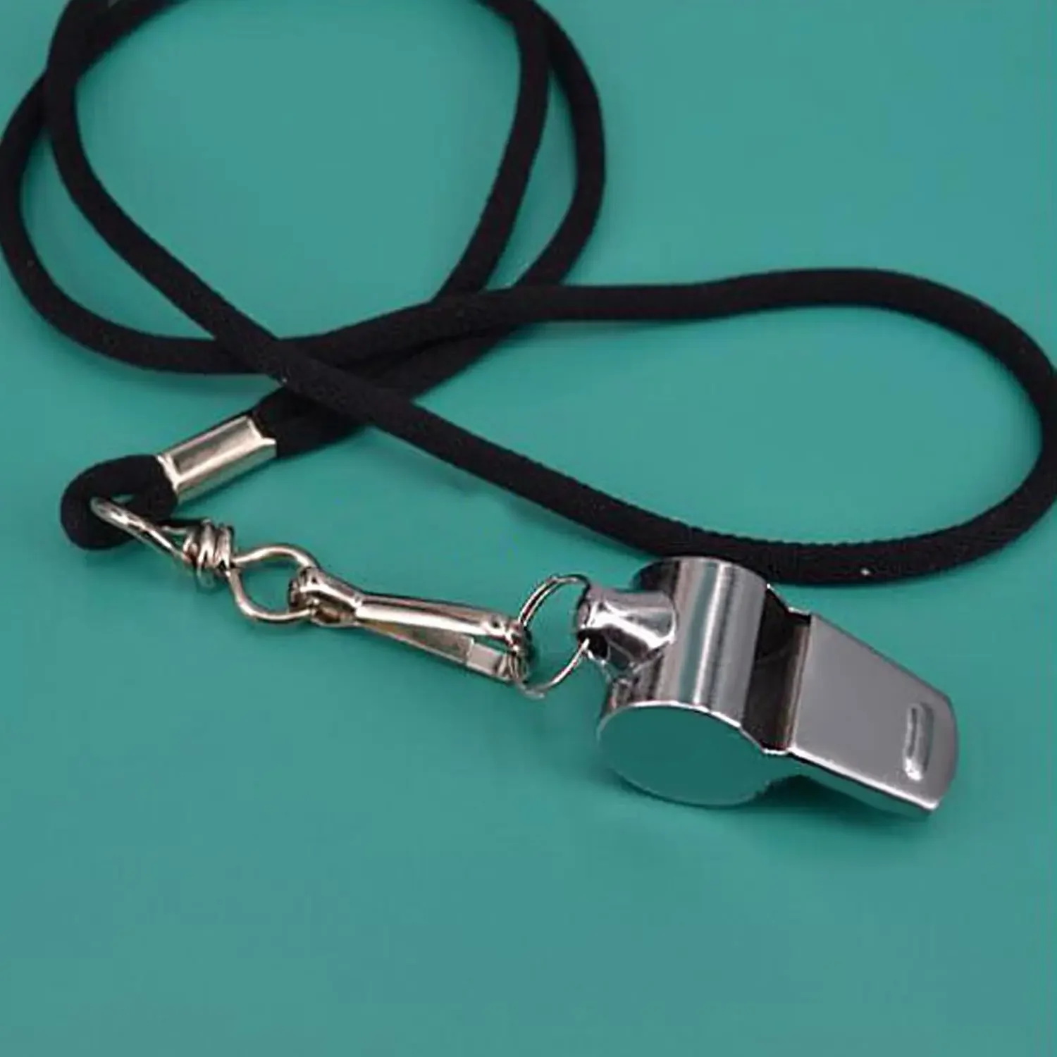 Metal Referee Whistle, Whistle with Hanging Rope, Sports Whistle, for Sports Competitions, Signaling, Loud Outdoor Survival
Metal Referee Whistle, Whistle with Hanging Rope, Sports Whistle, for Sports Competitions, Signaling, Loud Outdoor Survival