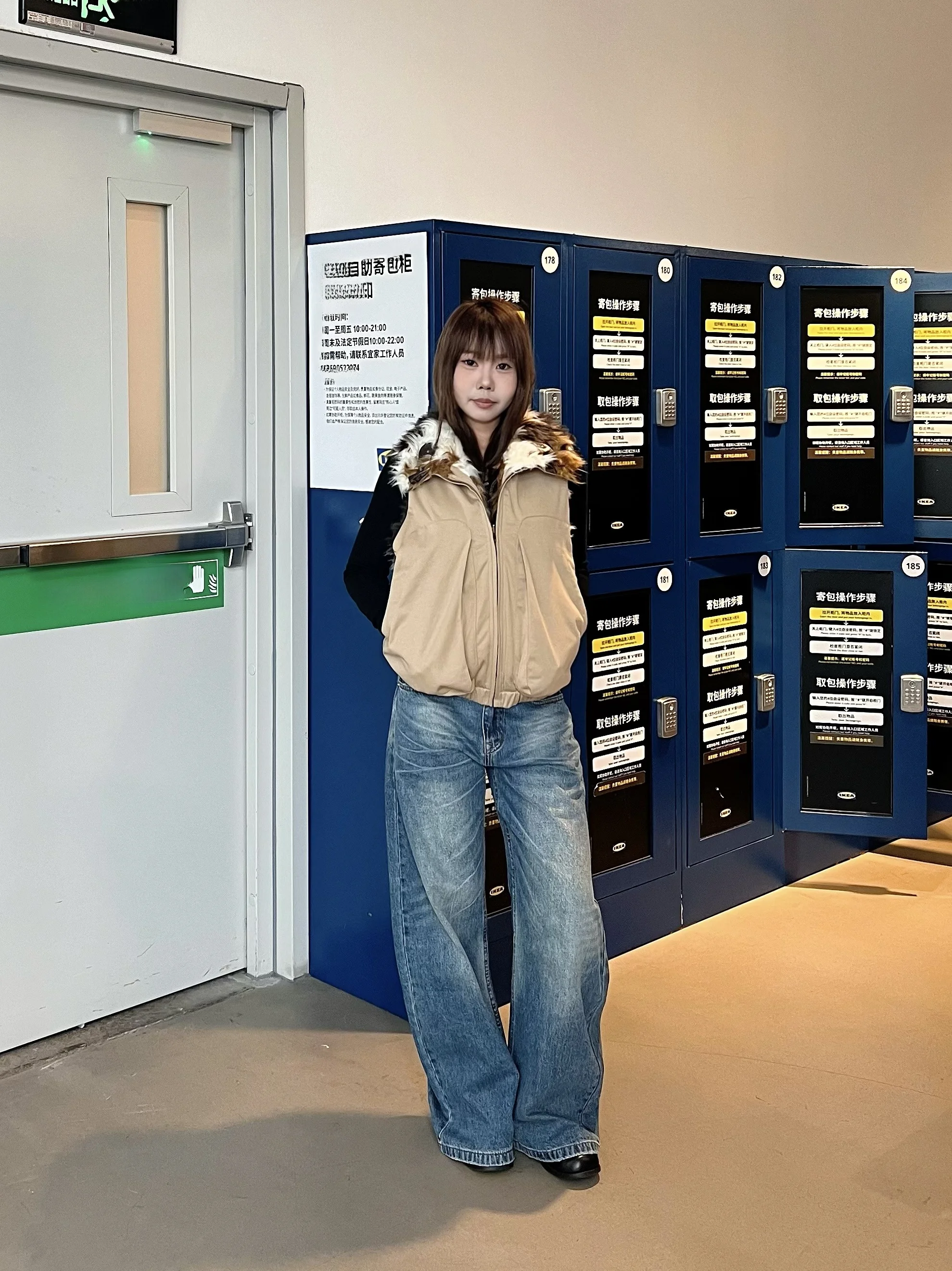 Retro American Double-Sided Wear Floing Vest Women's Winter Warm Unique Design Trendy Outerwear Casual Loose Fit Zipper
Retro American Double-Sided Wear Floing Vest Women's Winter Warm Unique Design Trendy Outerwear Casual Loose Fit Zipper