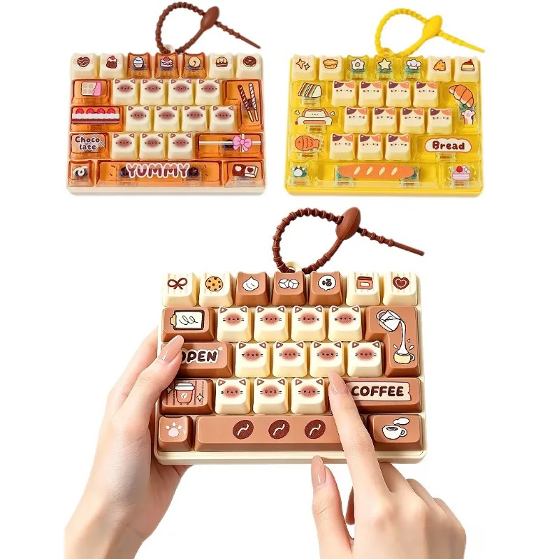 Children's Birthday Gift Kitten Baking Decompression 26Square Keyboard Toy Keychain Decompression Toy Gift Bag Pendant Porte Clé
Children's Birthday Gift Kitten Baking Decompression 26Square Keyboard Toy Keychain Decompression Toy Gift Bag Pendant Porte Clé