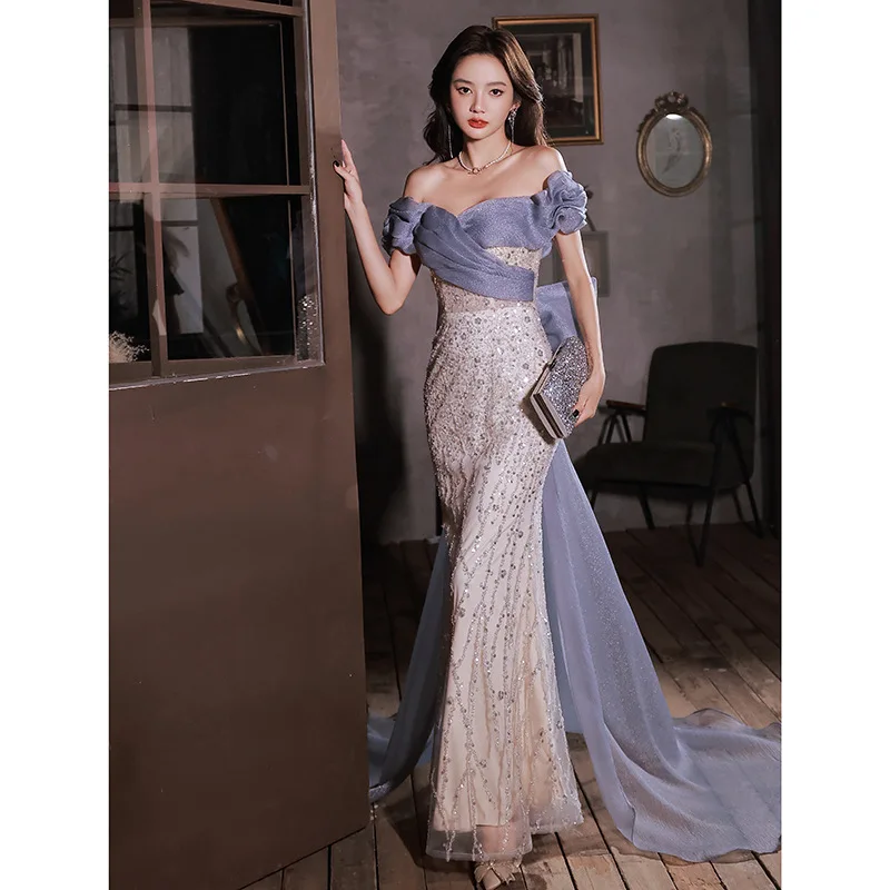 Sexy Slash Neck Sleeveless Sequins Back Bow Trailing Mermaid Gowns Oriental Party Banquet Female Stage Show Dresses Cheongsam
Sexy Slash Neck Sleeveless Sequins Back Bow Trailing Mermaid Gowns Oriental Party Banquet Female Stage Show Dresses Cheongsam