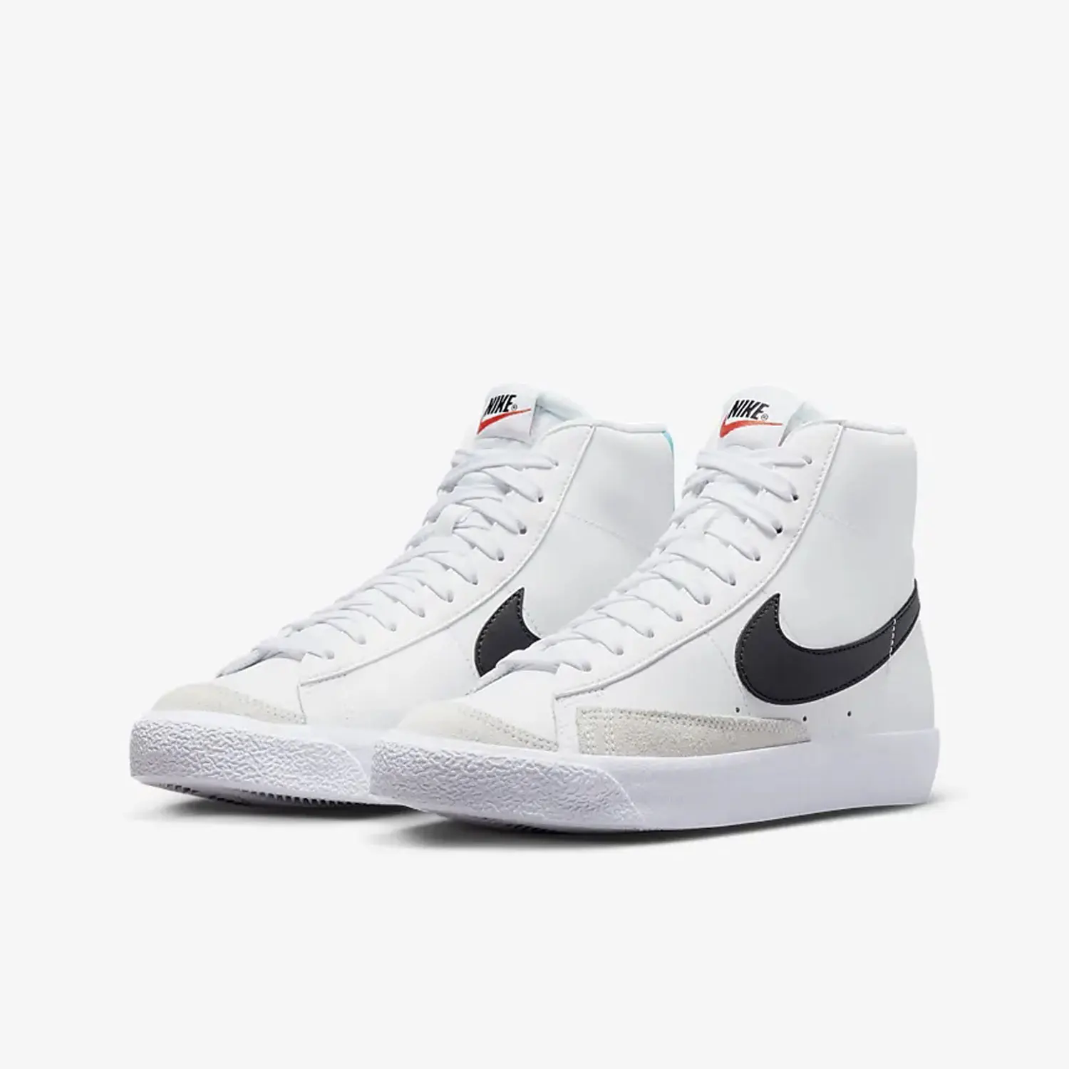 Nike Authentic BLAZER MID GS Girls' Mid-Top Casual Shoes DA4086-108
Nike Authentic BLAZER MID GS Girls' Mid-Top Casual Shoes DA4086-108