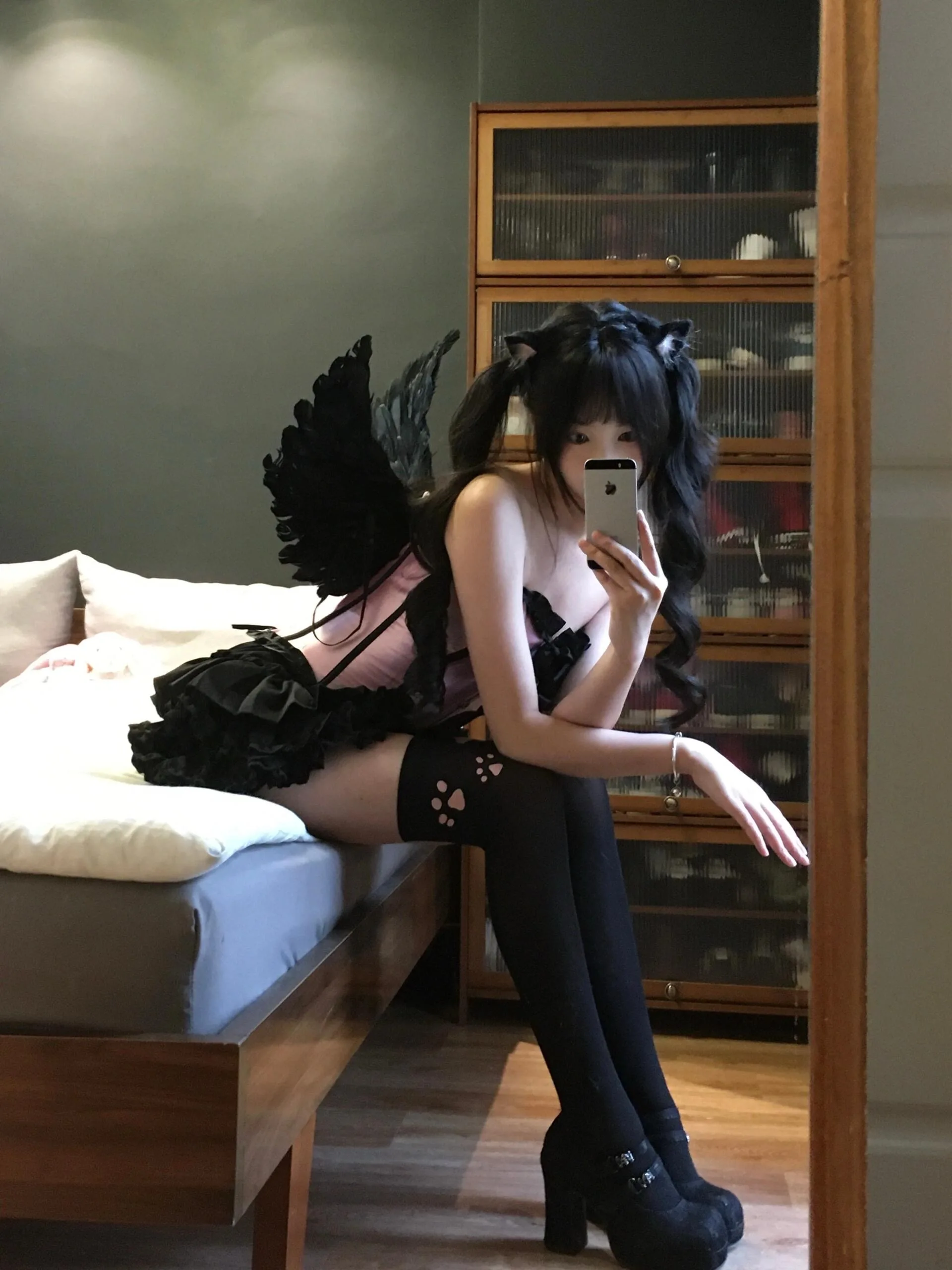 Сексуальный Хэллоуин Дьявол Ангел Ролевая Игра Pure Desire Юбка-тортик на бретельках Горячий комплект для девочек Женский модный комплект с высокой талией и узлом 
Сексуальный Хэллоуин Дьявол Ангел Ролевая Игра Pure Desire Юбка-тортик на бретельках Горячий комплект для девочек Женский модный комплект с высокой талией и узлом