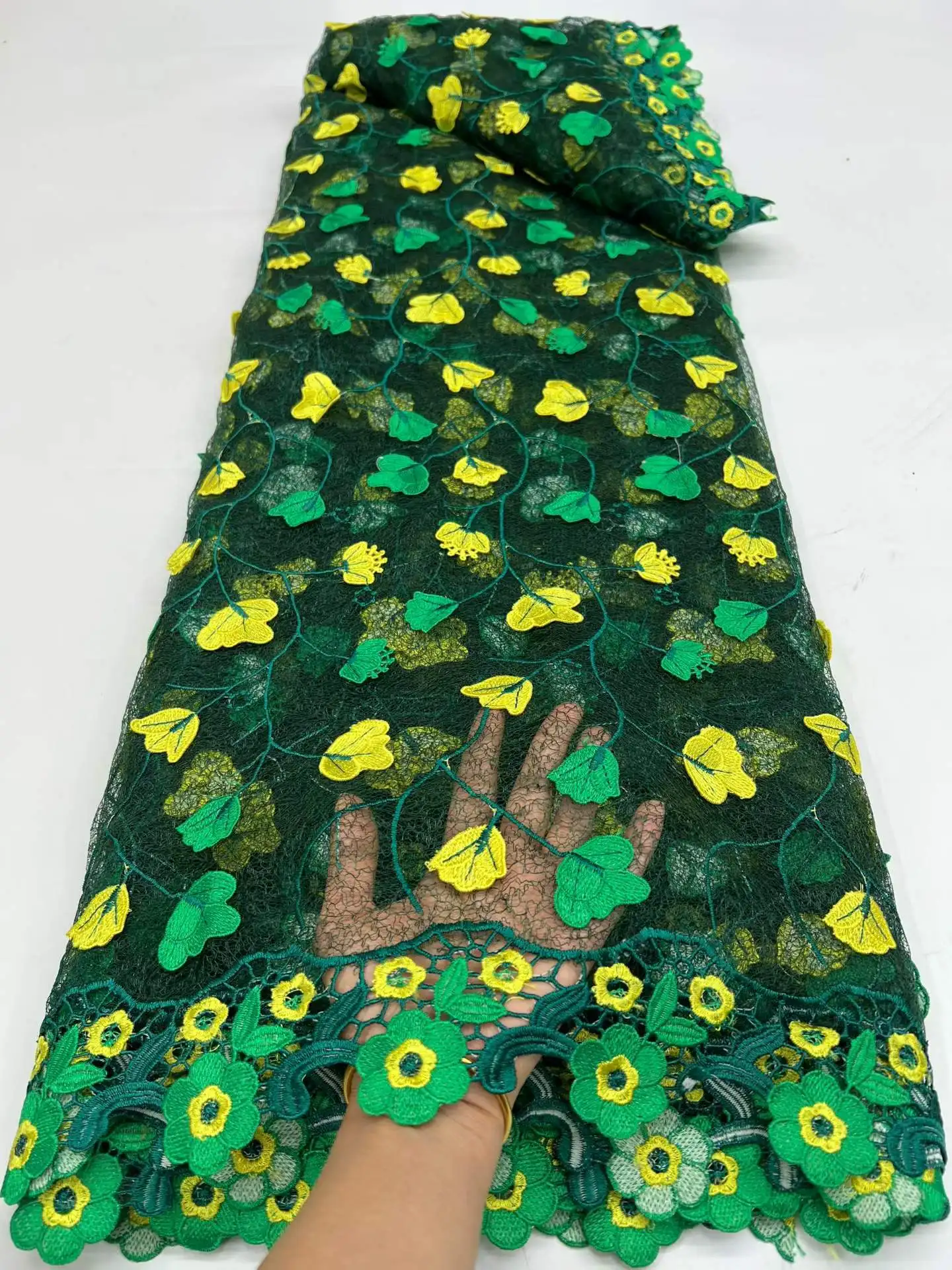 African Cord Lace Fabric 2026 High Quality 3D Applique 5 Yards Nigerian Embroidered Water Soluble Lace Fabric for Wedding Dress
African Cord Lace Fabric 2026 High Quality 3D Applique 5 Yards Nigerian Embroidered Water Soluble Lace Fabric for Wedding Dress