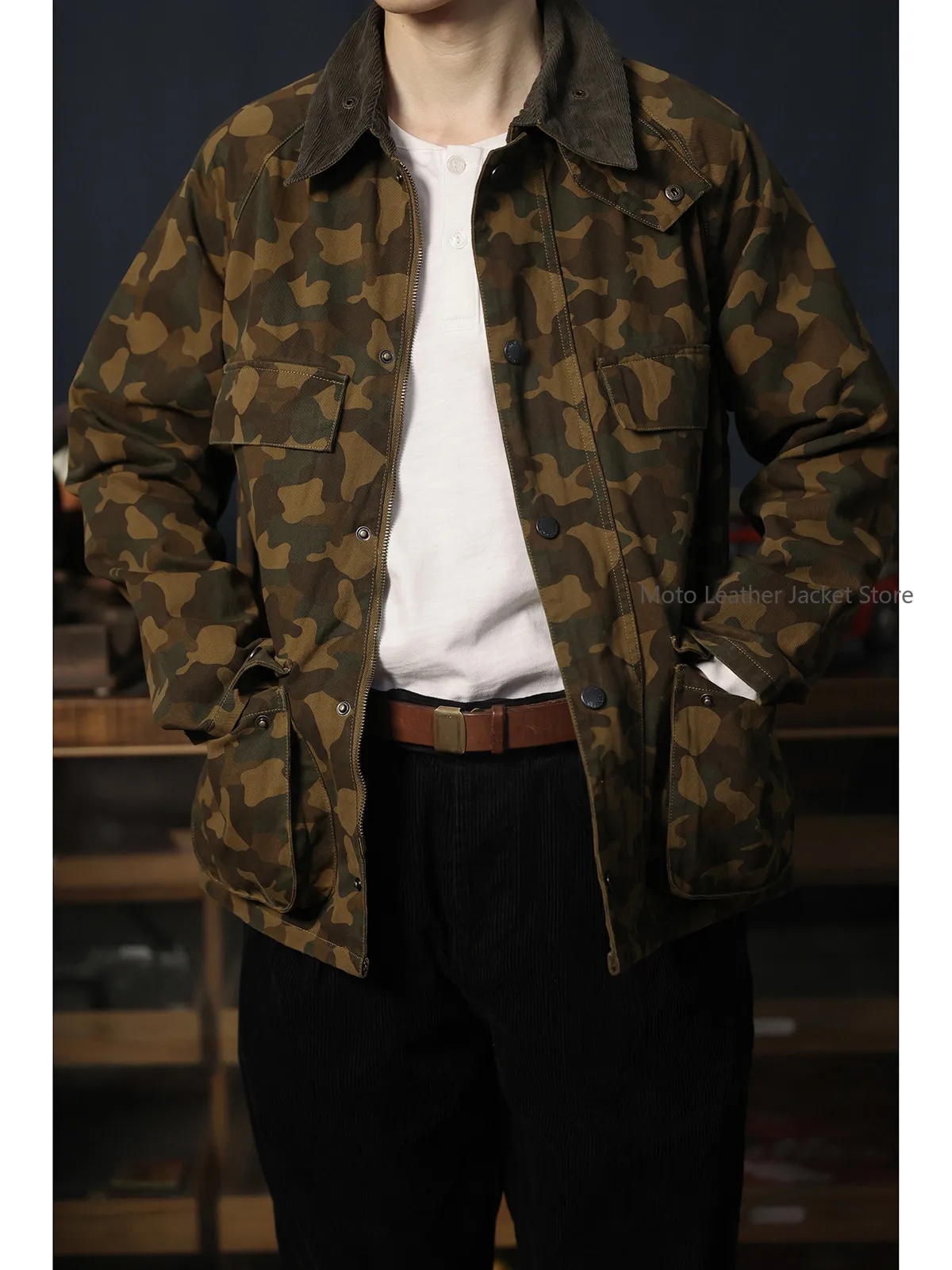 Hunting Jacket Vintage Camo/Corduroy Collar Multi Pocket Raglan Sleeve Workwear Hunting Jacket
Hunting Jacket Vintage Camo/Corduroy Collar Multi Pocket Raglan Sleeve Workwear Hunting Jacket