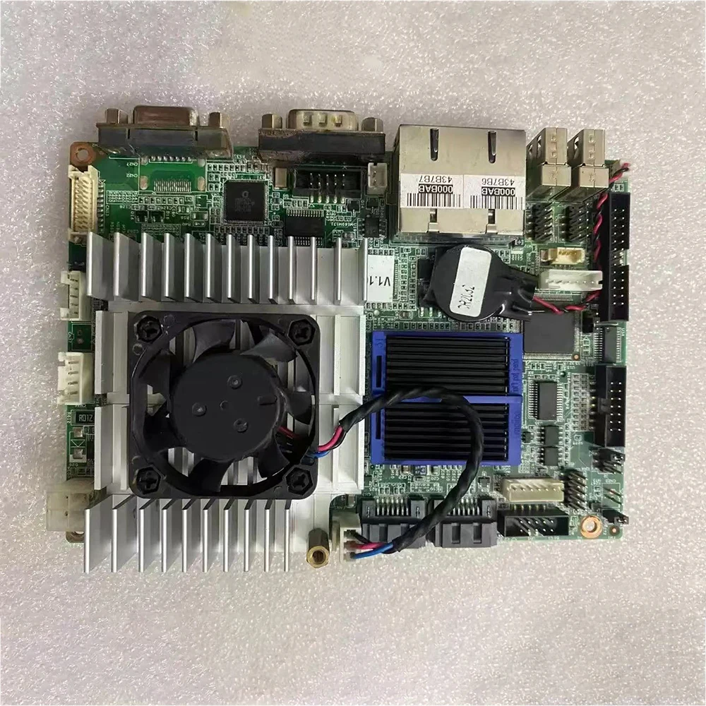 PCM-9362 REV.A1 PCM-9362D Материнская плата промышленного управления
PCM-9362 REV.A1 PCM-9362D Материнская плата промышленного управления