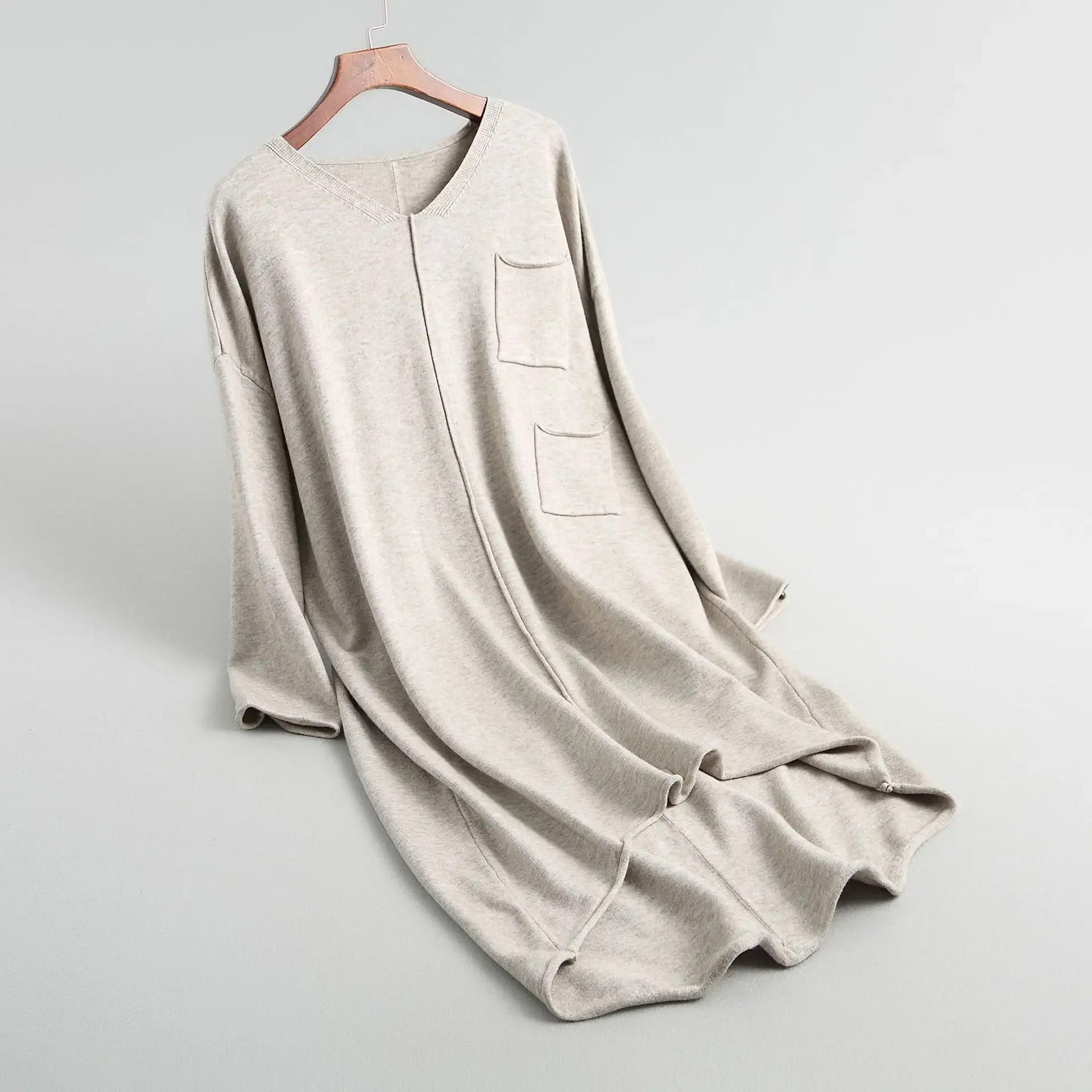 Новые осенне-зимние женские свитера и пуловеры, повседневный укороченный свитер с длинными рукавами, тонкие однотонные вязаные джемперы 8-1820
Новые осенне-зимние женские свитера и пуловеры, повседневный укороченный свитер с длинными рукавами, тонкие однотонные вязаные джемперы 8-1820