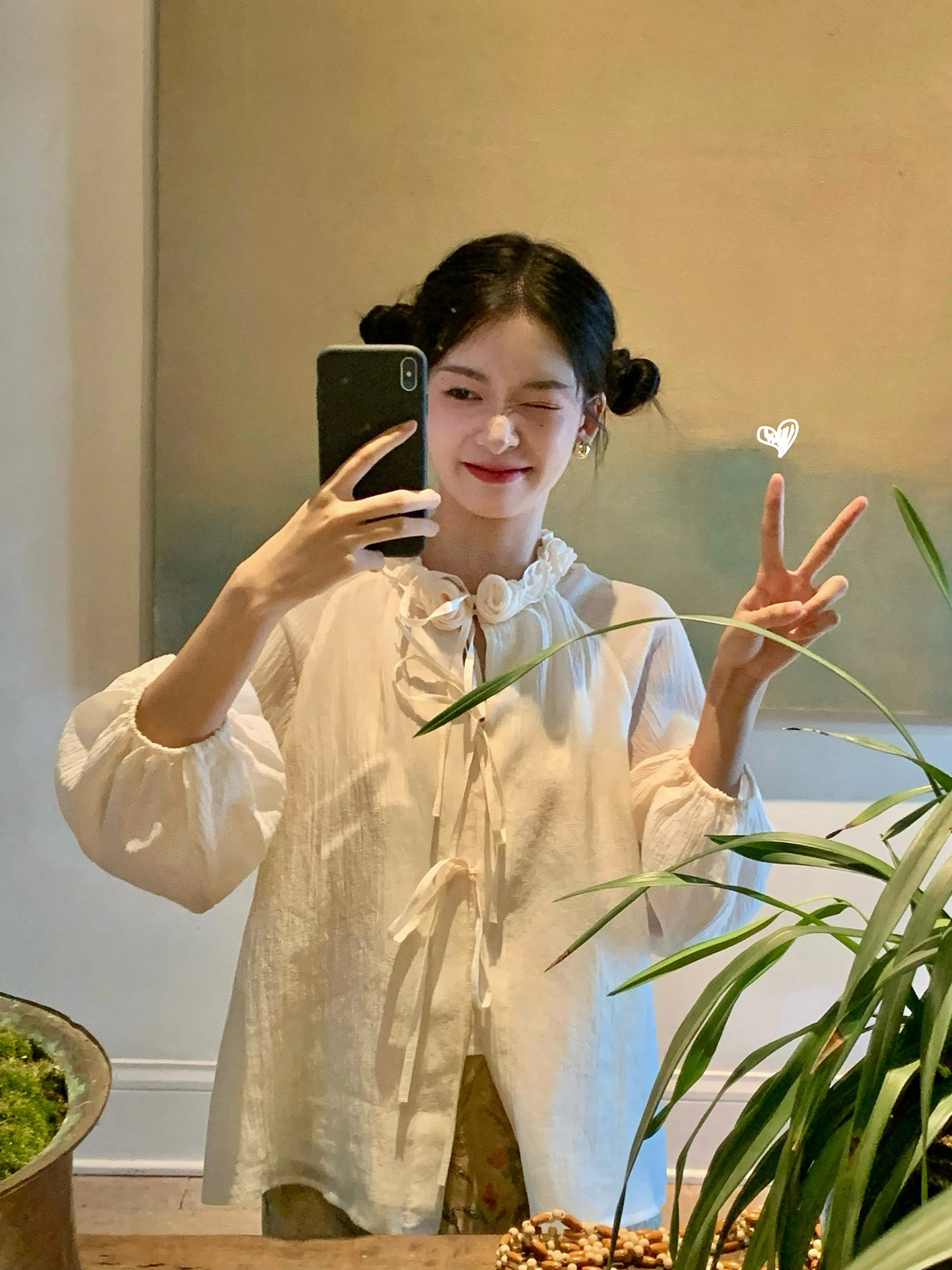 Summer Design Handmade Flower Sun Protection irt Women's Lightweight Silk 5 Silk Handmade Flower Top
Summer Design Handmade Flower Sun Protection irt Women's Lightweight Silk 5 Silk Handmade Flower Top