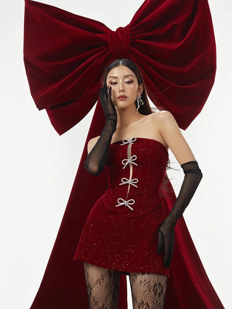 Современный роскошный топ Wine Red iny Knot Tube Top Tank Top Юбка с высокой талией Комплект из двух предметов для молодых женщин 8-25 лет...
Современный роскошный топ Wine Red iny Knot Tube Top Tank Top Юбка с высокой талией Комплект из двух предметов для молодых женщин 8-25 лет...