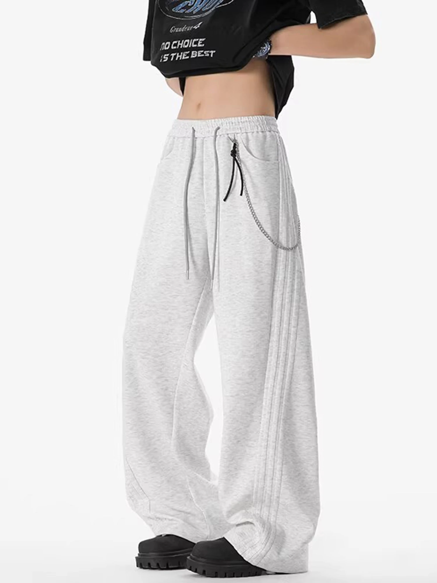 Брюки с лезвиями в американском стиле ретро, мужские весенне-летние модные футболки с украшением в виде цепочки, свободные крутые повседневные длинные брюки
Брюки с лезвиями в американском стиле ретро, мужские весенне-летние модные футболки с украшением в виде цепочки, свободные крутые повседневные длинные брюки