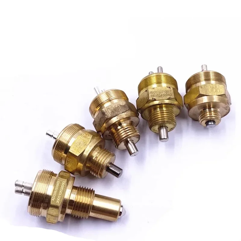 For CNHTC SINOTRUK HOWO Neutral Pressure Switch A7 H7 HOKA GOLDEN PRINCE Transmission Neutral Switch Truck Parts
For CNHTC SINOTRUK HOWO Neutral Pressure Switch A7 H7 HOKA GOLDEN PRINCE Transmission Neutral Switch Truck Parts