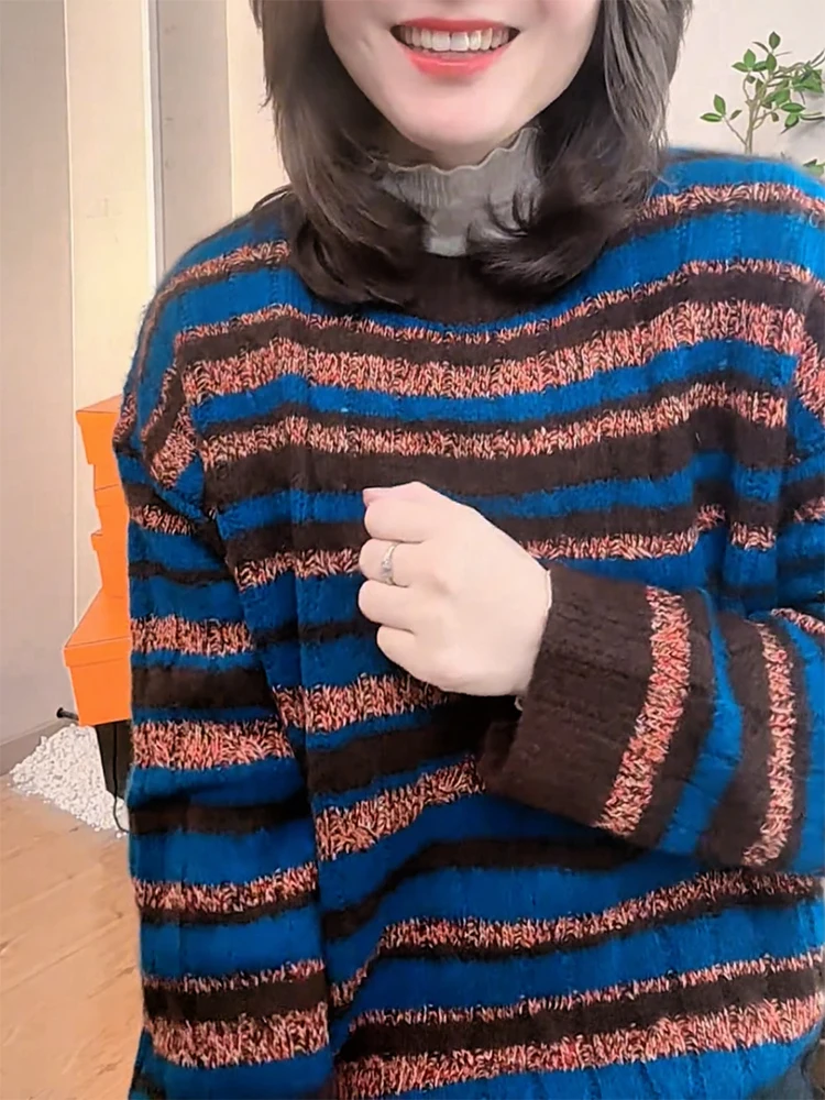 Корейский винтажный полосатый трикотажный топ с круглым вырезом, универсальный, стройнящий, с цветовыми блоками, осень-зима, новинка, большие размеры
Корейский винтажный полосатый трикотажный топ с круглым вырезом, универсальный, стройнящий, с цветовыми блоками, осень-зима, новинка, большие размеры