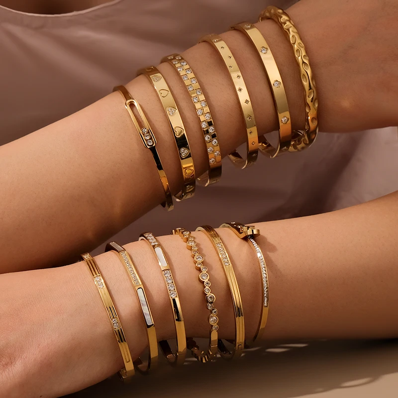 Fashion luxury new stainless steel zircon women's bracelet, four-leaf clover fashion charm bracelet factory jewelry wholesale
Fashion luxury new stainless steel zircon women's bracelet, four-leaf clover fashion charm bracelet factory jewelry wholesale