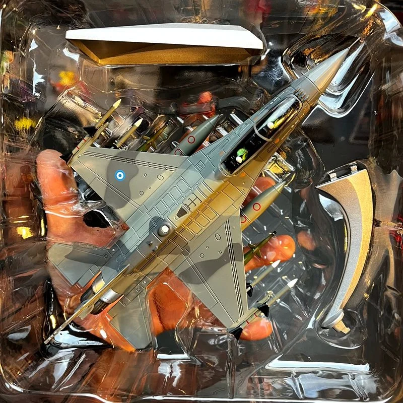 1/72 New To Bargain Die-cast Metal F-16D Multifunction Fighter Finished Model With Weapon Holder Toys For Children
1/72 New To Bargain Die-cast Metal F-16D Multifunction Fighter Finished Model With Weapon Holder Toys For Children