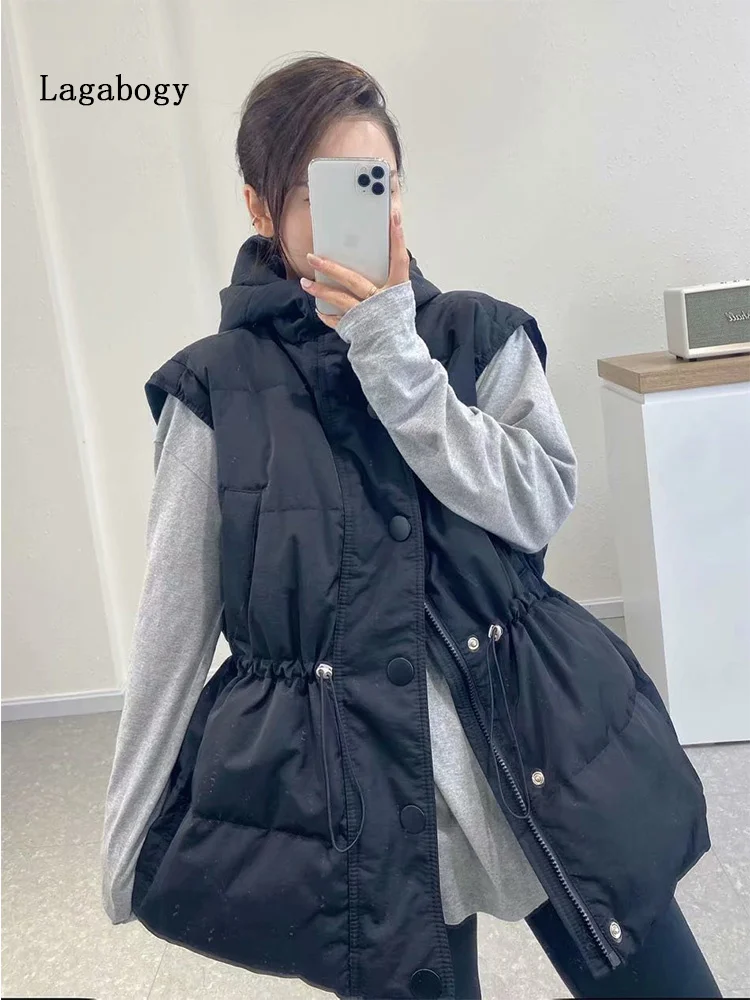 White Lagabogy Duck 2023 New Down Winter Vest Jacket Women's Drawstring Waist Hooded Sleeveless Thickened Warm Zipper Waistcoat
White Lagabogy Duck 2023 New Down Winter Vest Jacket Women's Drawstring Waist Hooded Sleeveless Thickened Warm Zipper Waistcoat