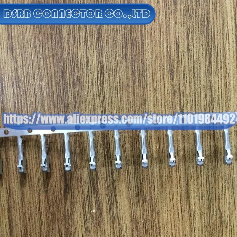 100pcs/lot 2-964302-1 33000-1003 350079-1 368382-1 3901-2100 3CN1ASL05N 3CN1BSL05N
100pcs/lot 2-964302-1 33000-1003 350079-1 368382-1 3901-2100 3CN1ASL05N 3CN1BSL05N