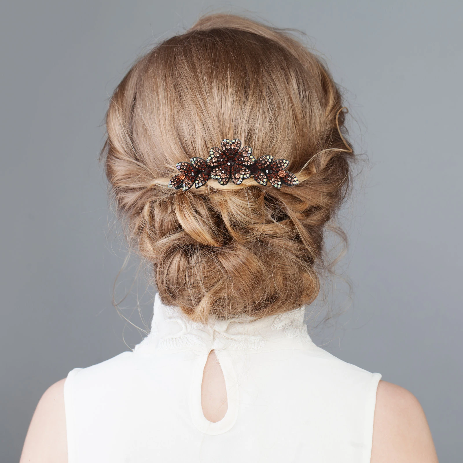 4pcs Full Diamond Rhinestone Hair Combs Women Bridal Wedding Accessories Side Bun Decorative Back Head Hairside
4pcs Full Diamond Rhinestone Hair Combs Women Bridal Wedding Accessories Side Bun Decorative Back Head Hairside