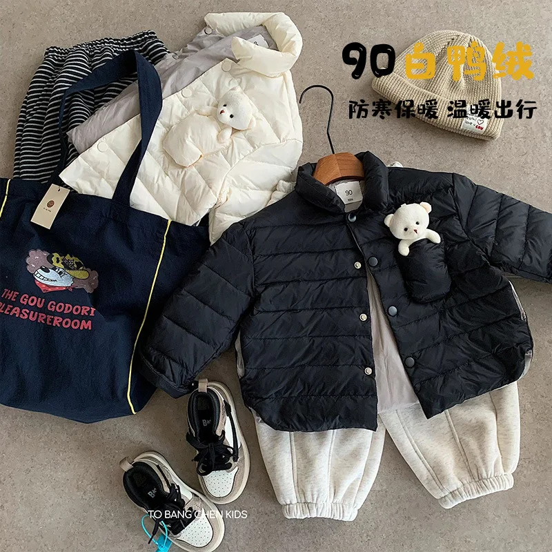 Детская одежда, детский повседневный теплый пуховик, зима 2024, новый корейский стиль, однотонный 90, белый утиный пуховик для мальчиков и девочек
Детская одежда, детский повседневный теплый пуховик, зима 2024, новый корейский стиль, однотонный 90, белый утиный пуховик для мальчиков и девочек