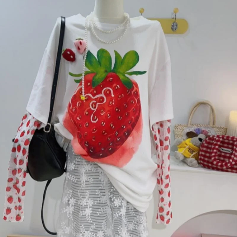 Korean Sweet Cute Strawberry Print Anime T-shirts Fake Two Piece Baggy Y2K TOP Young Women Girls Harajuku Pullover Summer Tees
Korean Sweet Cute Strawberry Print Anime T-shirts Fake Two Piece Baggy Y2K TOP Young Women Girls Harajuku Pullover Summer Tees