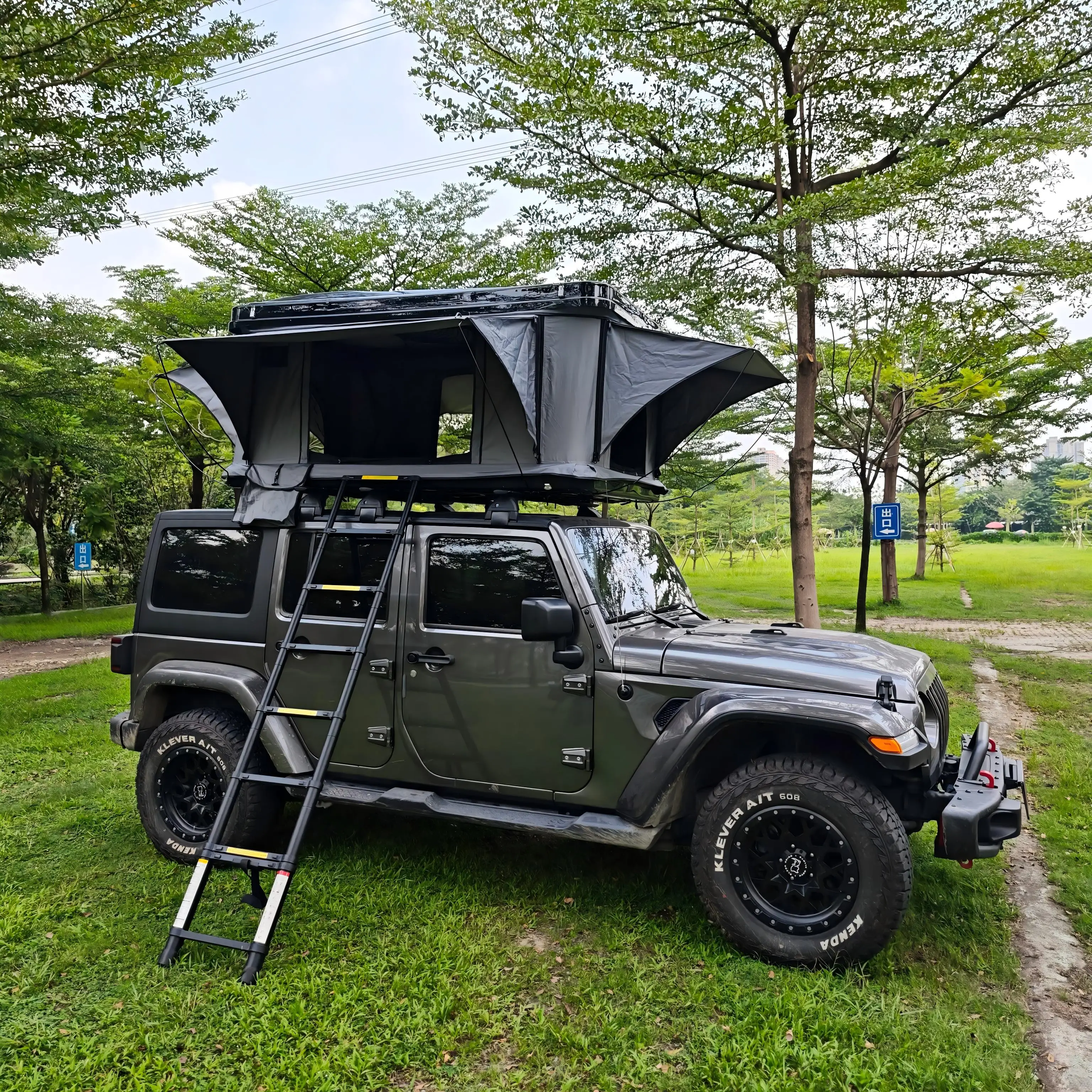 Factory Supply Premium 2026 Upgraded ABS Hard Shell Rooftop Tent Oxford Quick Automatic Opening Large Space for SUV Camping
Factory Supply Premium 2026 Upgraded ABS Hard Shell Rooftop Tent Oxford Quick Automatic Opening Large Space for SUV Camping