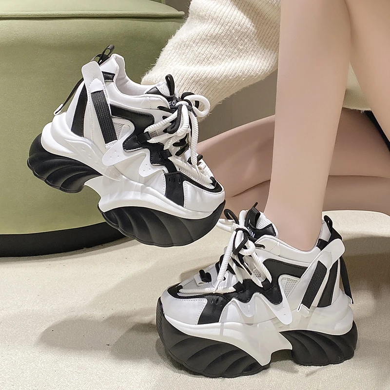 10CM Women Leather Chunky Sneakers New 2025 Spring Thick Sole Casual Sports Dad Shoes High Platform Mesh Sneakers Zapatos Mujer
10CM Women Leather Chunky Sneakers New 2025 Spring Thick Sole Casual Sports Dad Shoes High Platform Mesh Sneakers Zapatos Mujer