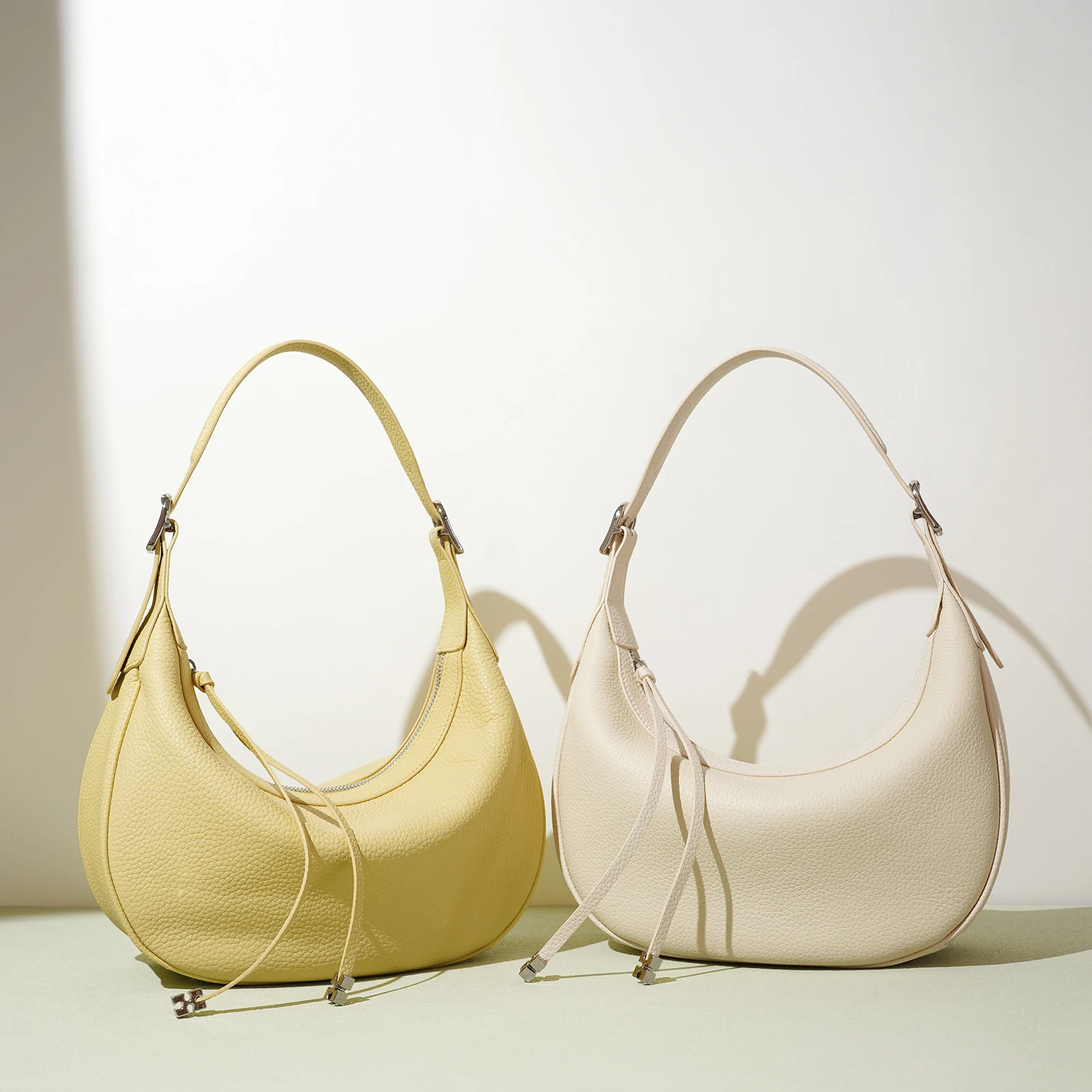 Women Niche Design Half-Moon Underarm Bags Fashion Small Female Genuine Leather Shoulder Bag Lady Crossbody Handbag Purses
Women Niche Design Half-Moon Underarm Bags Fashion Small Female Genuine Leather Shoulder Bag Lady Crossbody Handbag Purses