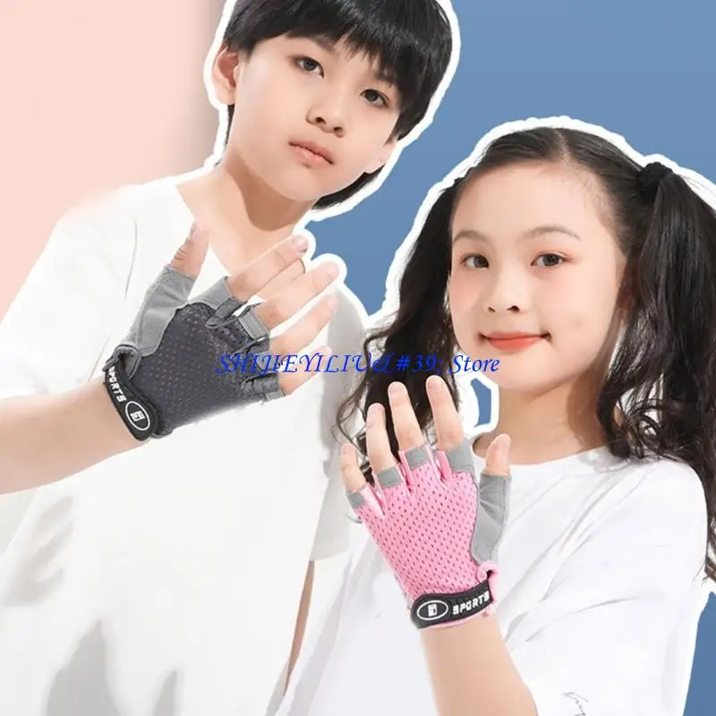 E21F Youth Sport Gloves Half Finger Breathable Gloves With AntiSlip Protective Palms For Cycling Scooter Outdoor Activity
E21F Youth Sport Gloves Half Finger Breathable Gloves With AntiSlip Protective Palms For Cycling Scooter Outdoor Activity