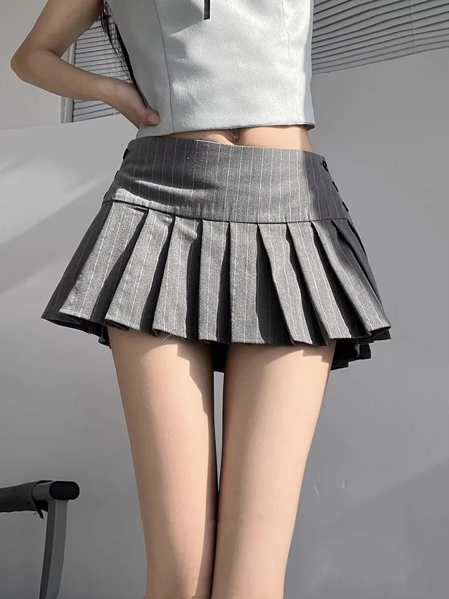 Sexy Cool American Retro Striped Suit Fabric Half Skirt Women's Versatile Low Waist Pleated Ultra Short Trendy Skirt
Sexy Cool American Retro Striped Suit Fabric Half Skirt Women's Versatile Low Waist Pleated Ultra Short Trendy Skirt
