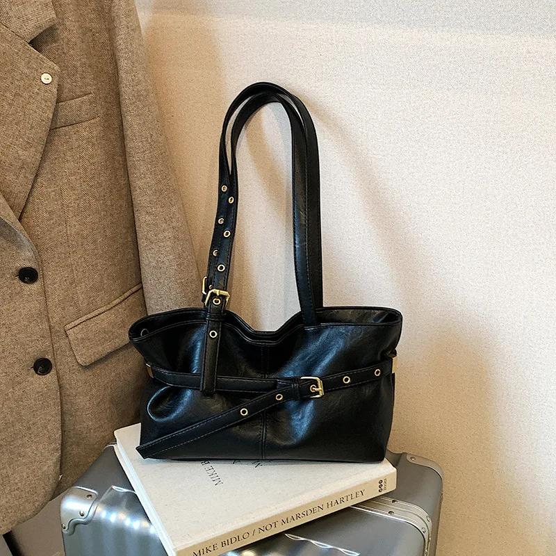 Женская винтажная сумка-тоут под мышками, многосторонняя сумка через плечо большой вместимости, рабочая сумка в стиле ретро для офиса и поездок на работу
Женская винтажная сумка-тоут под мышками, многосторонняя сумка через плечо большой вместимости, рабочая сумка в стиле ретро для офиса и поездок на работу