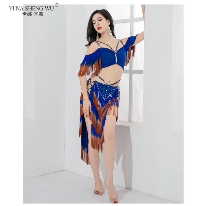 Женский сексуальный комплект из 2 предметов для танцев: топ с V-образным вырезом и контрастными вставками, юбка с бахромой для выступлений, соревнований и сольных номеров (для девочек)
Женский сексуальный комплект из 2 предметов для танцев: топ с V-образным вырезом и контрастными вставками, юбка с бахромой для выступлений, соревнований и сольных номеров (для девочек)