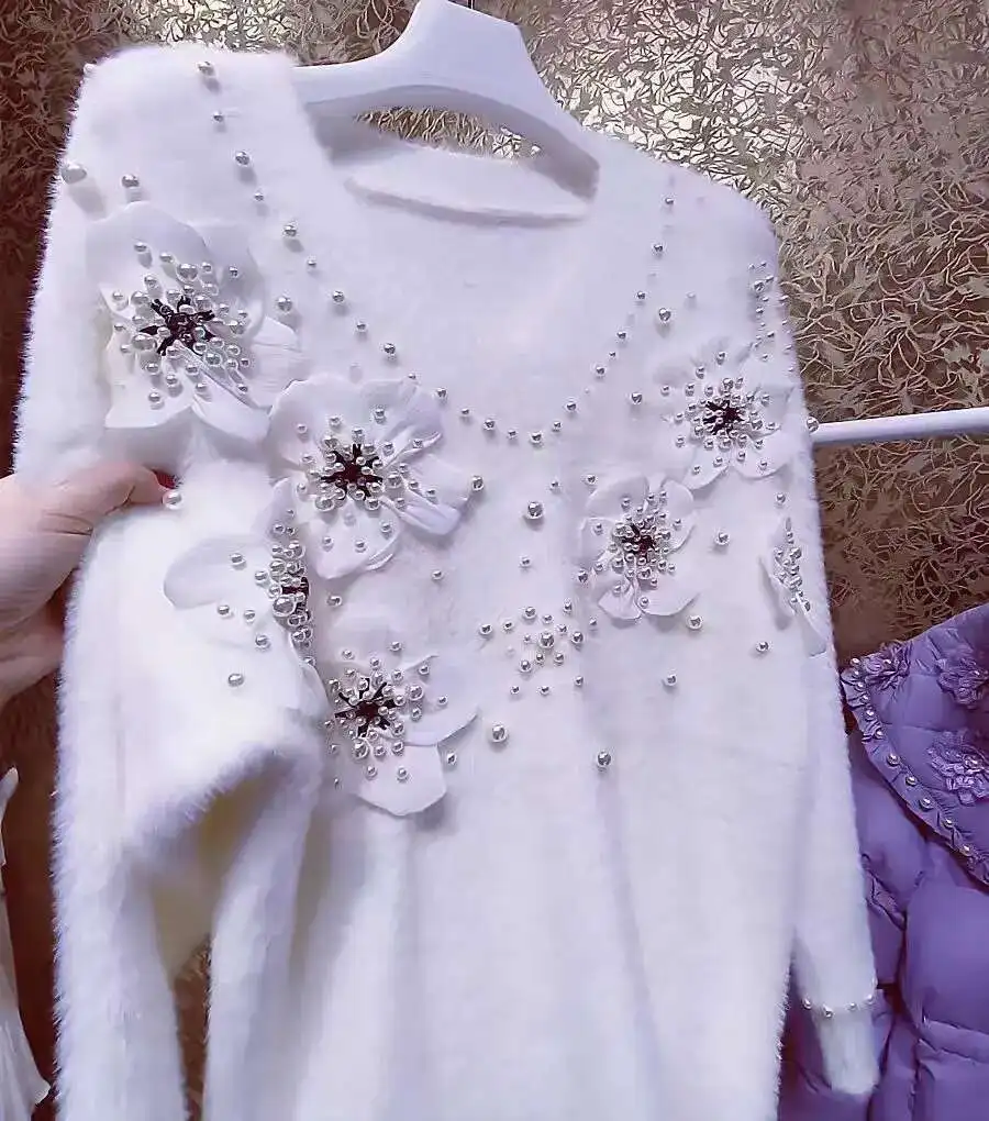 New In 2025 Autumn Winter Thick Faux Fur Sweater For Women's Long Sleeve Embroidered Flares Knitted Loose Pullovers Jumpers
New In 2025 Autumn Winter Thick Faux Fur Sweater For Women's Long Sleeve Embroidered Flares Knitted Loose Pullovers Jumpers